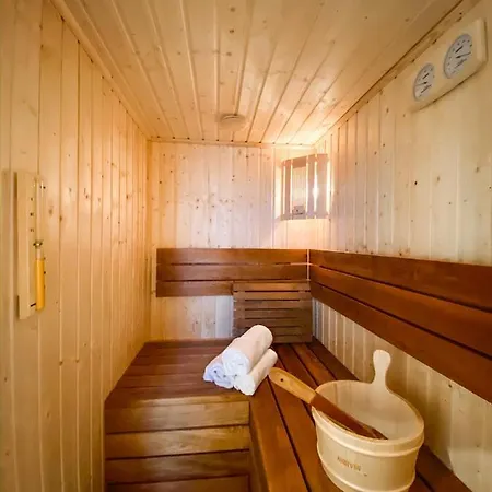 Ostoja Bukowinki - Peninski 아파트 *